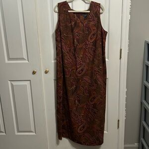 Laura Scott woman. Dress. Maxi length. Sleeveless. Size 20W